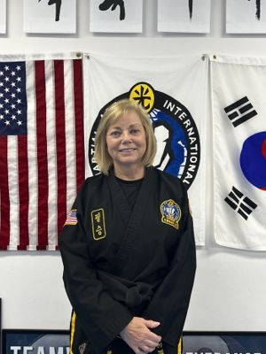 Sabunmin Lynne Meyer - Instructor